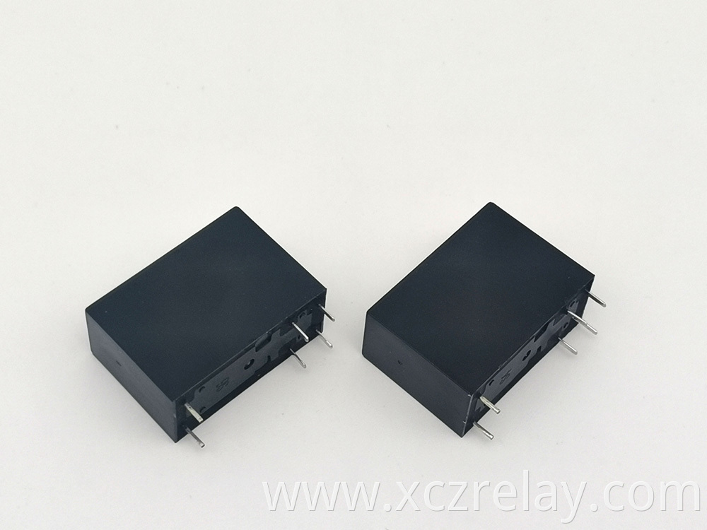 Double contact relay